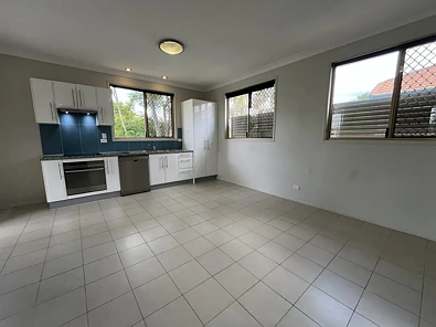 3c/8 Gray Avenue, Corinda, QLD 4075, 2房, 1浴, Apartment
