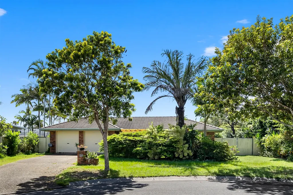 5 Royal Close, Wurtulla, QLD 4575