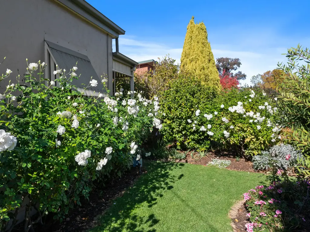 Euroa 3침실 Timeless Charm Meets Modern Living in the Heart of Euroa