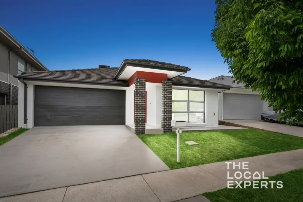 6 Hooton Street, Forde, ACT 2914
