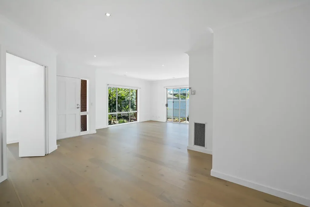 Private and secure 3-bedroom home in the heart of Cheltenham