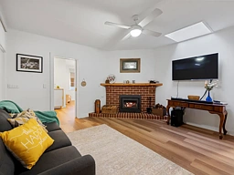 20 Main Street, Welshpool