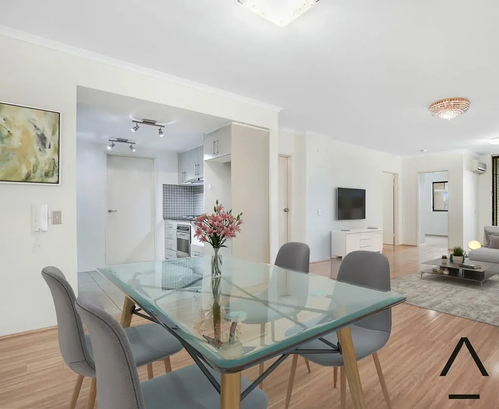 Modern And Spacious Two Bed Apartment Centrally Located