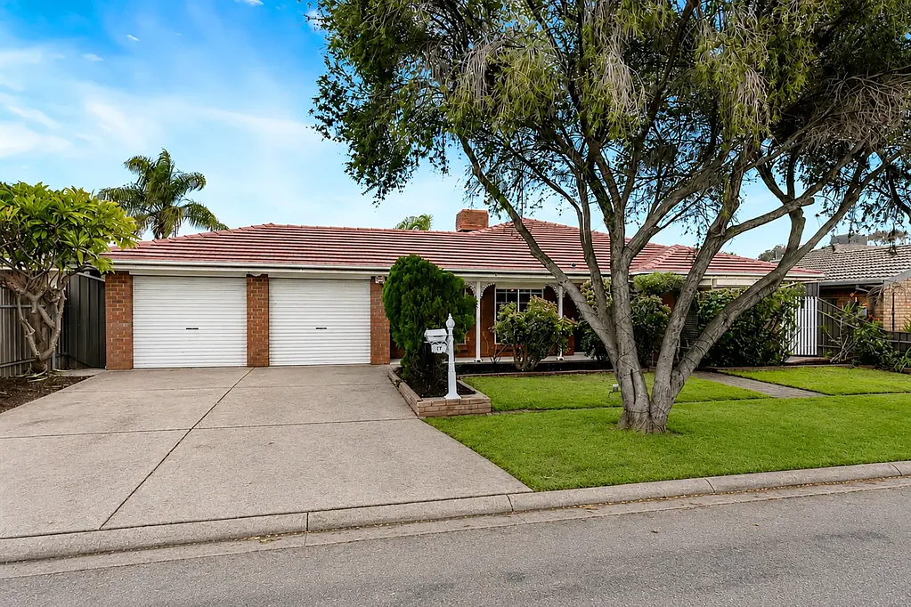 Paralowie 4房  Large Family Home With Exceptional Outdoor Entertaining