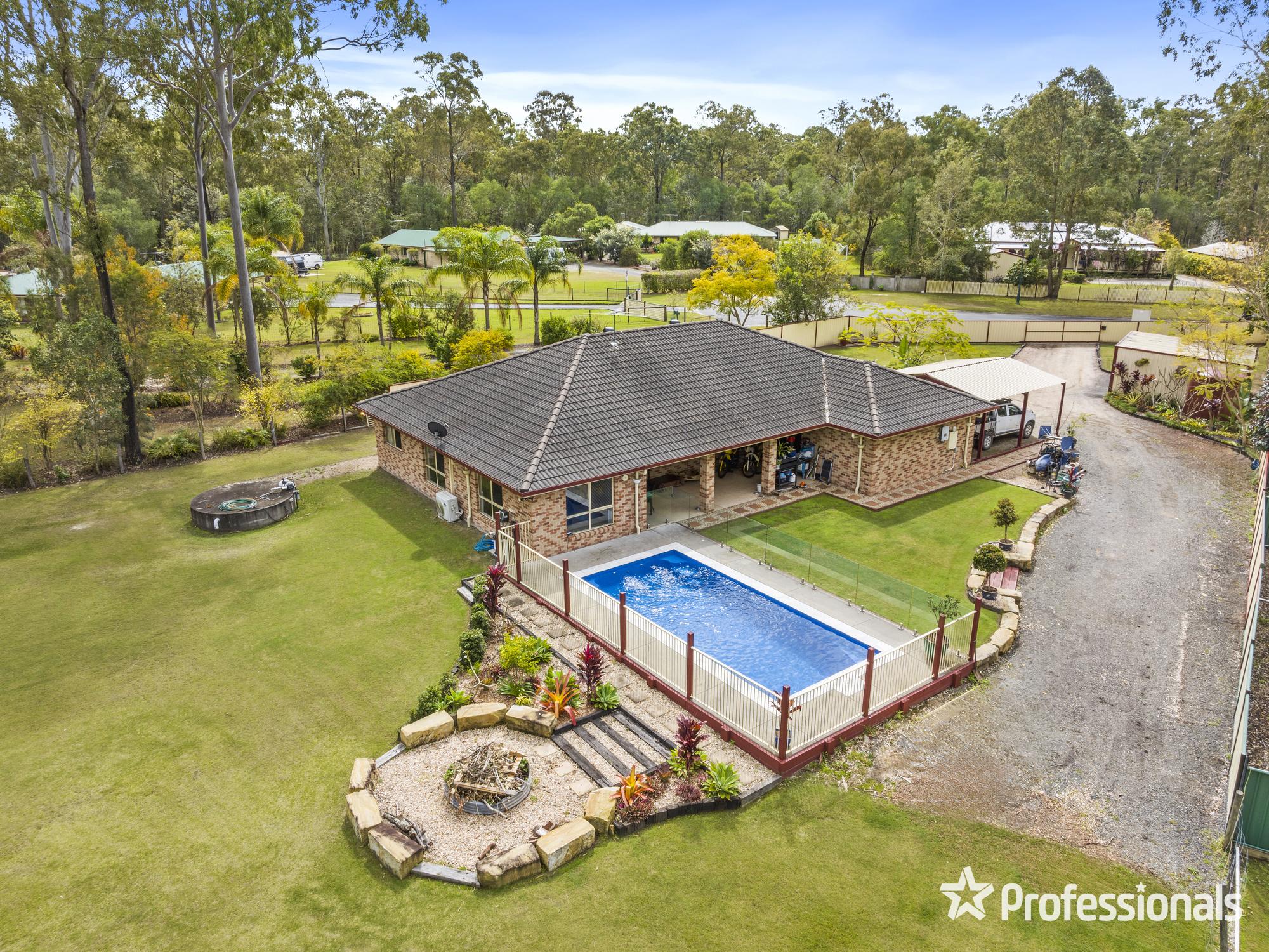 98-100 PASTORAL CT, FLAGSTONE QLD 4280, 0 Kuwarto, 0 Banyo, House