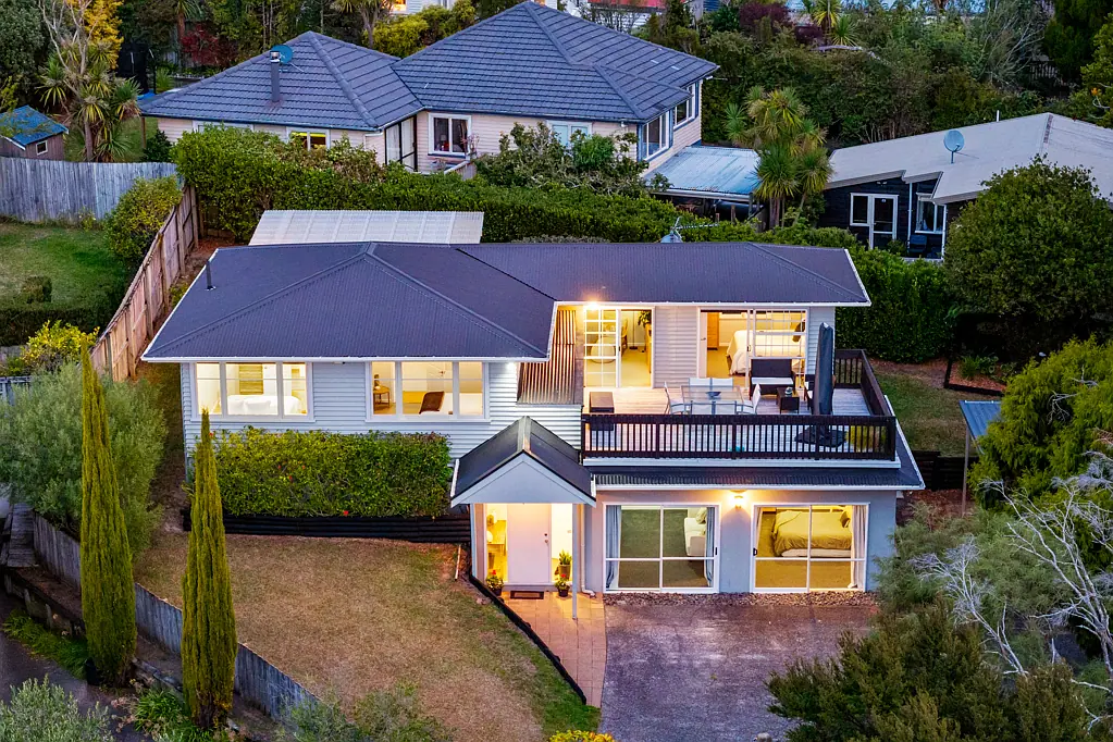 8 Konini Road, Titirangi, Waitakere City, Auckland