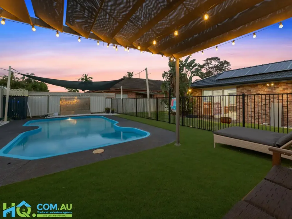 Thornton 4 Bedroom The Ultimate Family Sanctuary: 1069sqm Block, 6-Car Capacity & Resort-Style Pool!