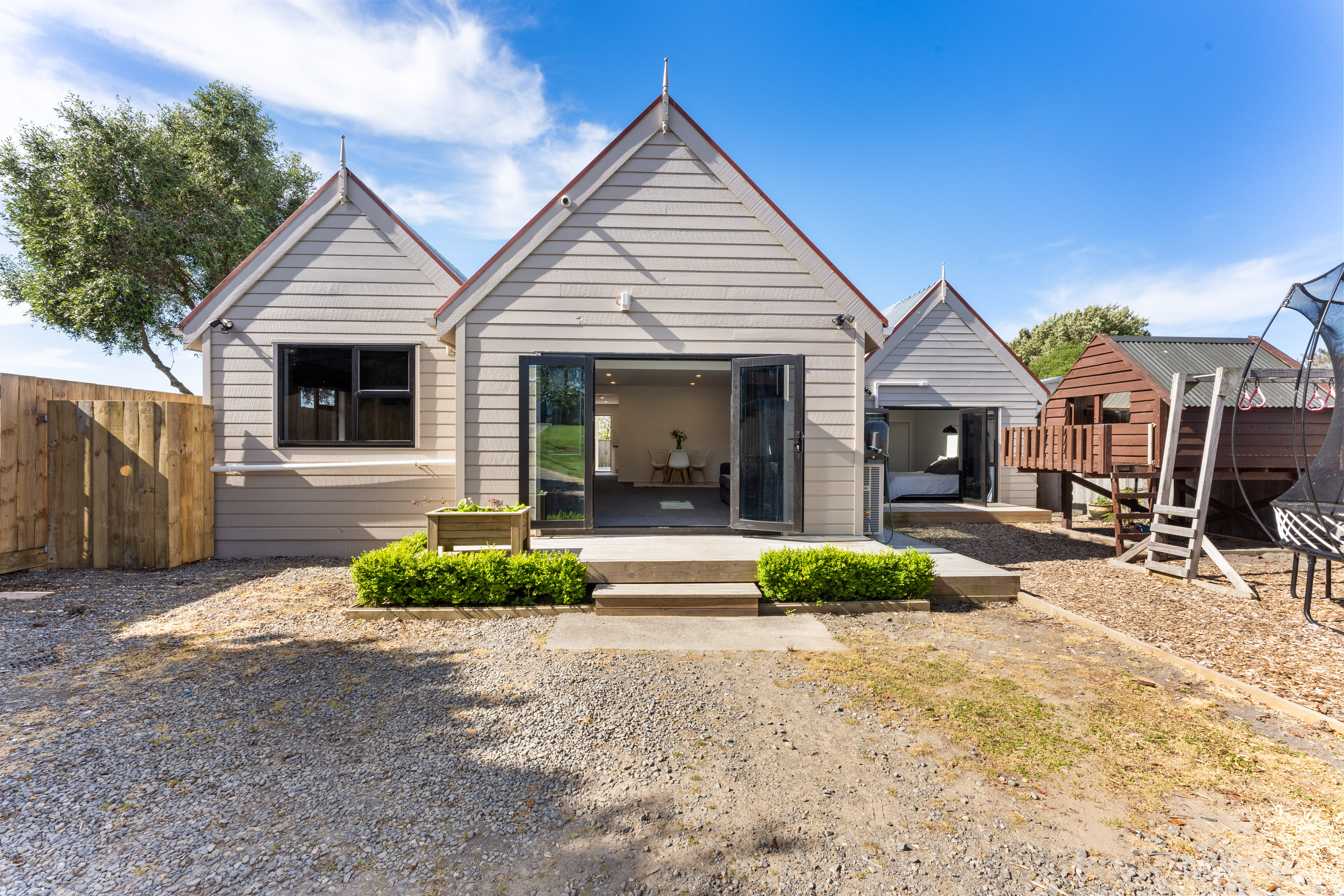 28 Kaka Road, Raumati Beach, Kapiti Coast, 3 Bedrooms, 2 Bathrooms, House