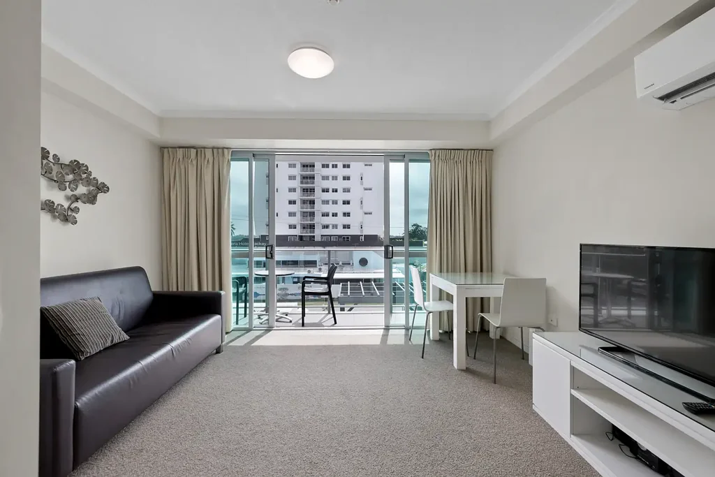 Mackay 2房  RIVERSIDE LIVING IN THE HEART OF MACKAY