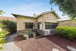 12 Cedar Avenue, Brighton