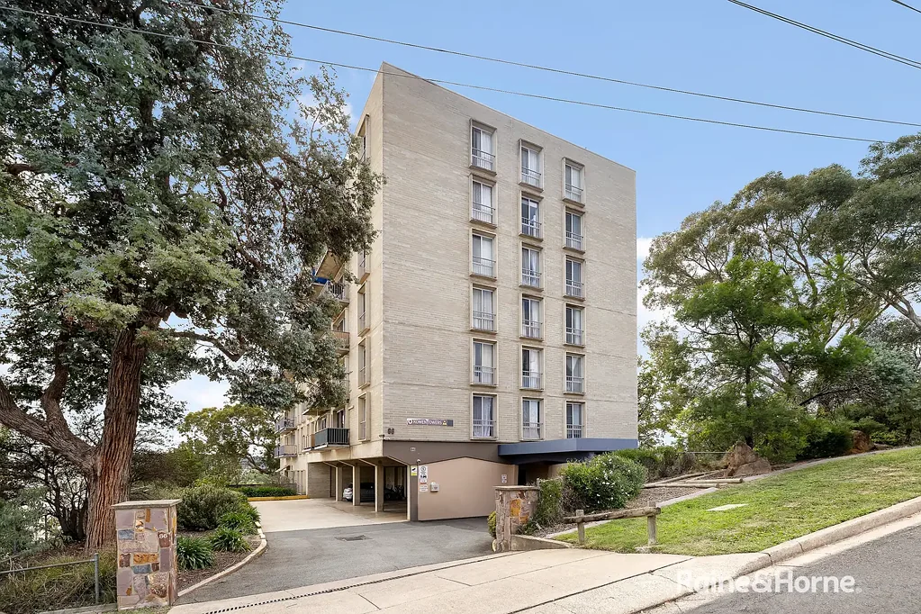 Crestwood 2房  Spacious apartment living with elevated views in Crestwood