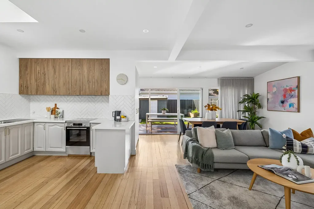 West Footscray 3ਬੈੱਡਰੂਮ Where Style, Comfort & Outdoor Living Come Together