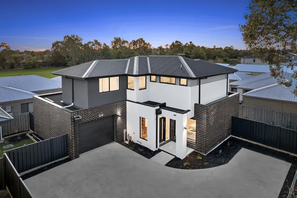 Berwick 3ਬੈੱਡਰੂਮ Brand New Townhouse Offering Space, Style & Convenience