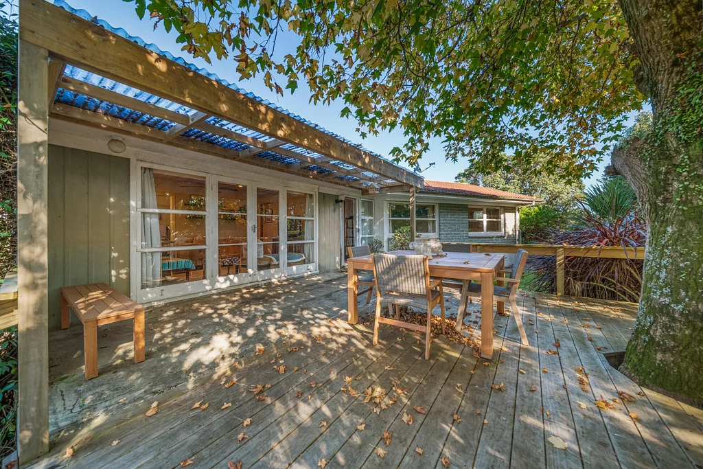 Waiuku 3房  A Fantastic Potential Opportunity