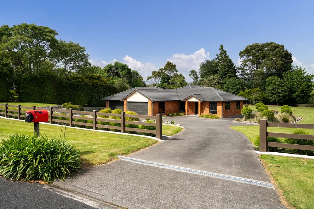 2 Lake View Drive, Cambridge, Waikato