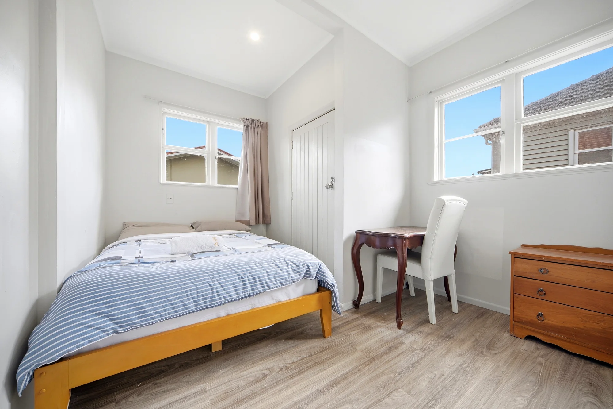 8 Renton Road, Mount Albert, photo 9
