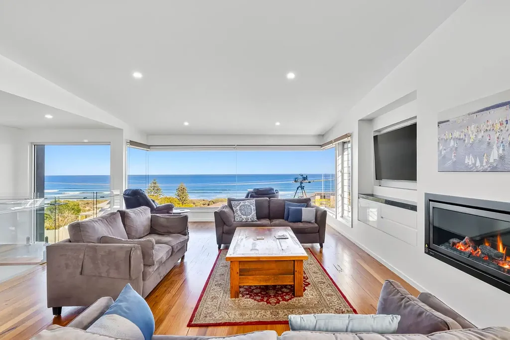 Ocean Grove 3房  Luxury, Location, and Ocean Views