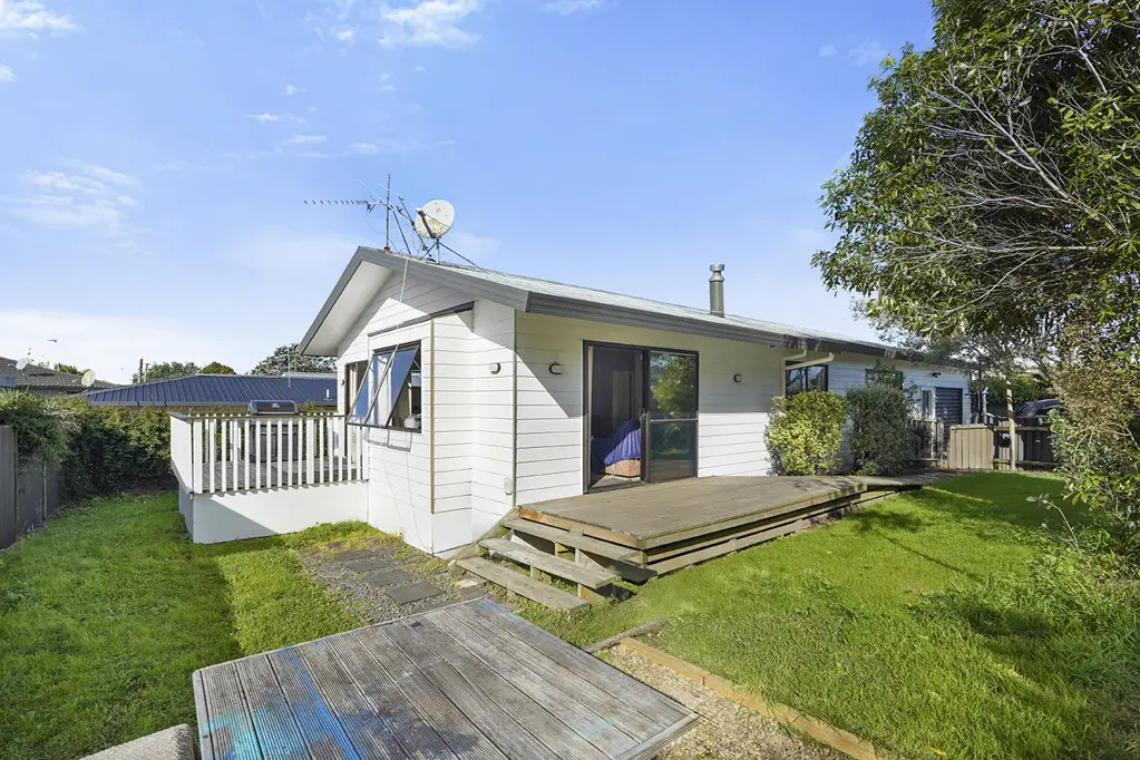 Dinsdale 3房  Great First Home/Investment Dinsdale
