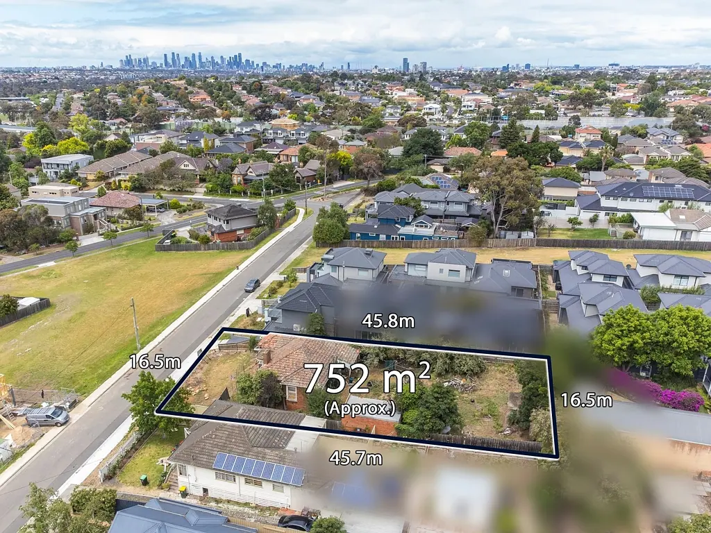17 Drina Street, Strathmore, VIC 3041