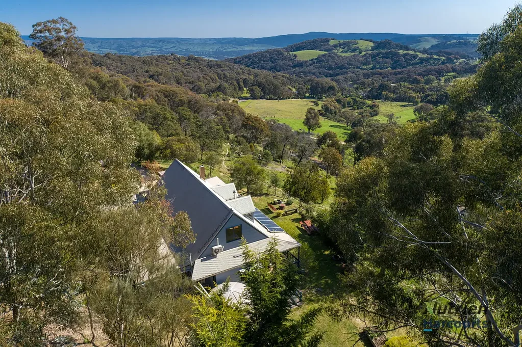 306 Old Highlands Road, Highlands, VIC 3660