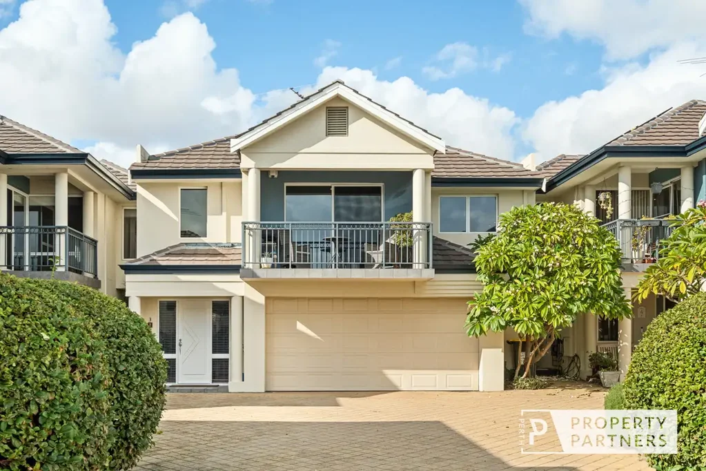 Scarborough 3房  ELEVATED STYLISH COASTAL LIVING