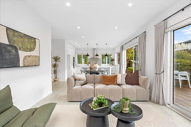 Millwater 4બેડરૂમ Modern Family Comfort in a Prime  Setting