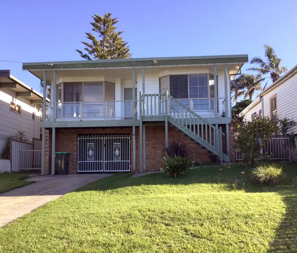 7 Flora Street, Eden