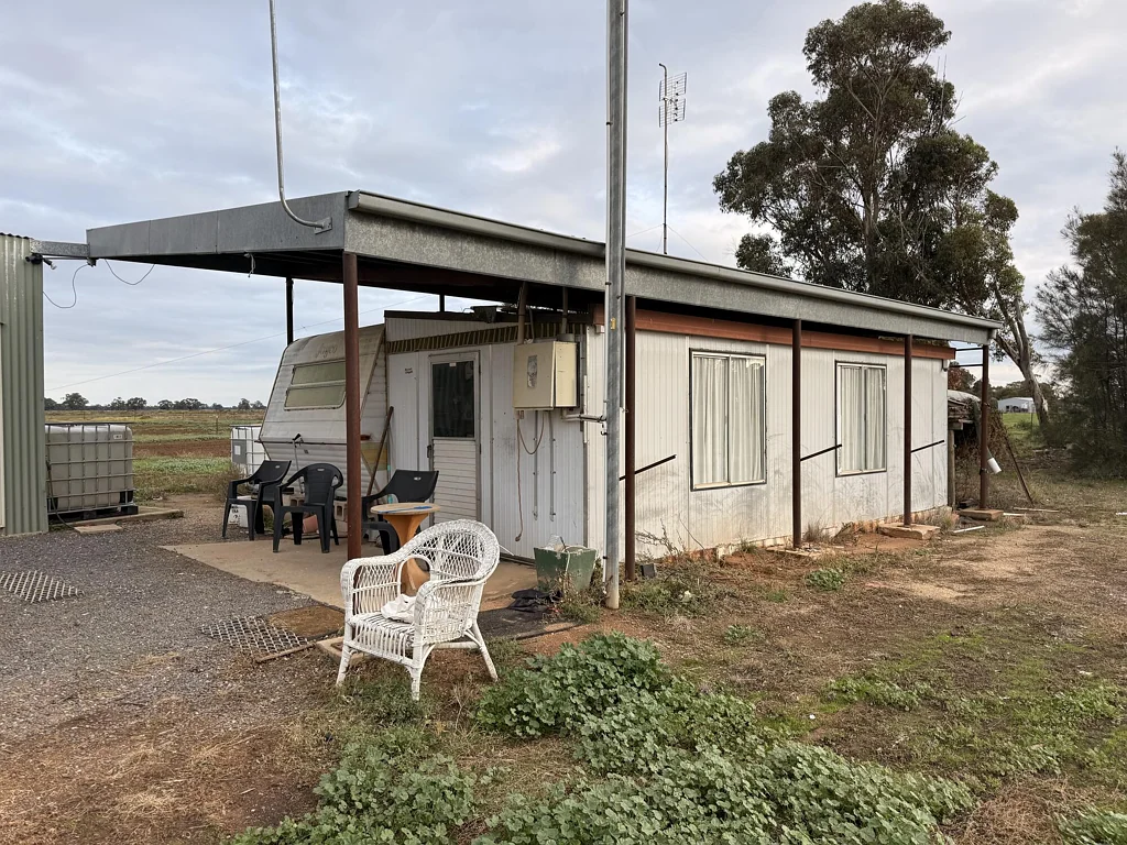 Wakool 1 Bedroom Weekender / Fishing retreat