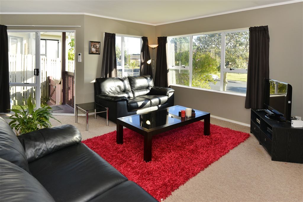 2/18 Barbados Drive, Unsworth Heights, Auckland - North Shore, 3 Schlafzimmer, 1 Badezimmer