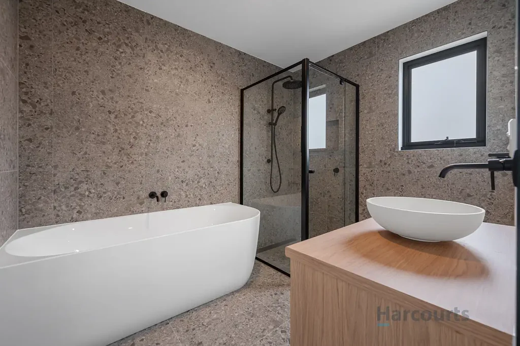 Ulverstone 3બેડરૂમ Architectural Excellence. Modern Living. Unforgettable Views.