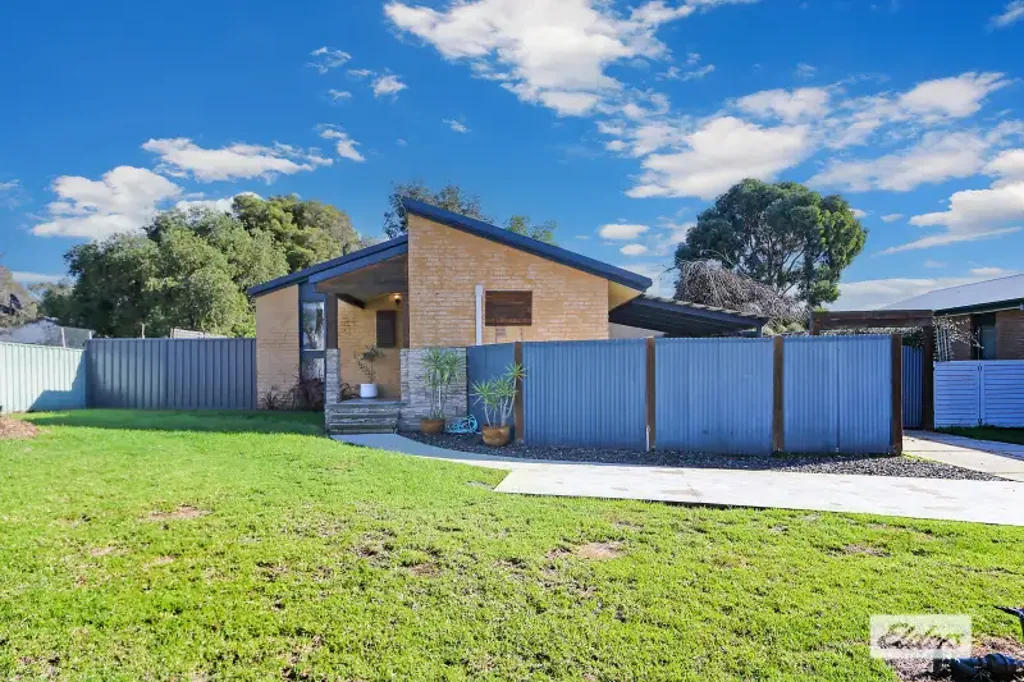 Comfortable Well-Presented Home