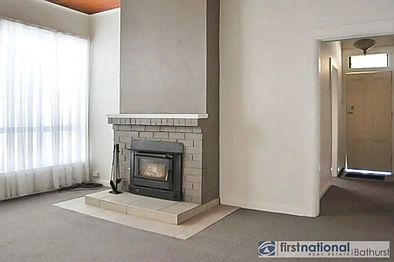 26 Carlingford Street, Bathurst, NSW 2795, 3 Schlafzimmer, 1 Badezimmer, House