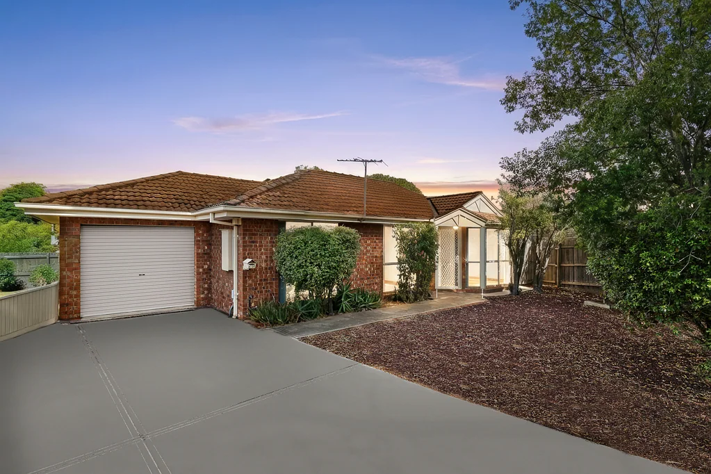 Clayton 3બેડરૂમ Light-Filled Single-Level Comfort