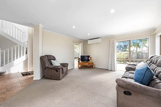 6 Stornaway Drive, Flat Bush, Manukau City