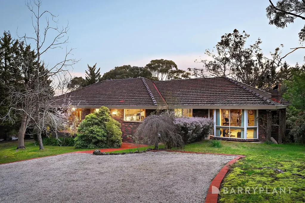Warrandyte 4Moenga More Than Meets The Eye: Hidden 4,119sqm- Sanctuary
