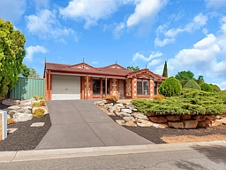 10 Willow Gardens, Hillbank