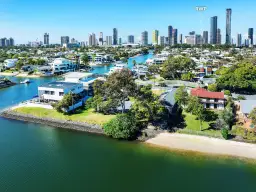 34 Welby Street, Broadbeach Waters