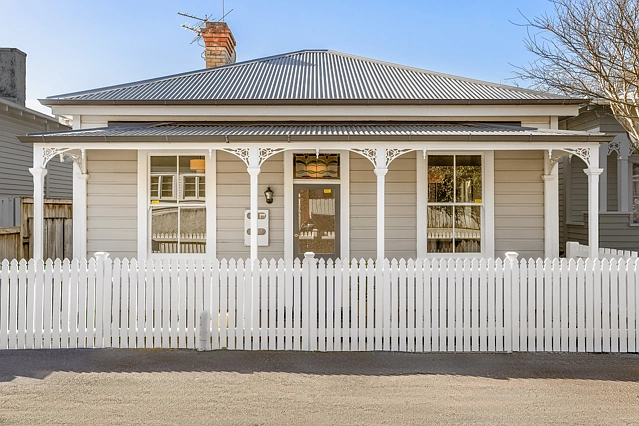 4 Graysons Lane, Mount Eden, Auckland City