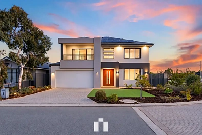 Treeby 5Kwarto Two Master Suites. Two Levels. One Incredible Family Home.