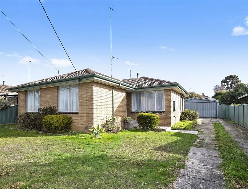 11 Carpenter Street, Wendouree, Ballarat, 3 rūma, 1 rūma horoi, House