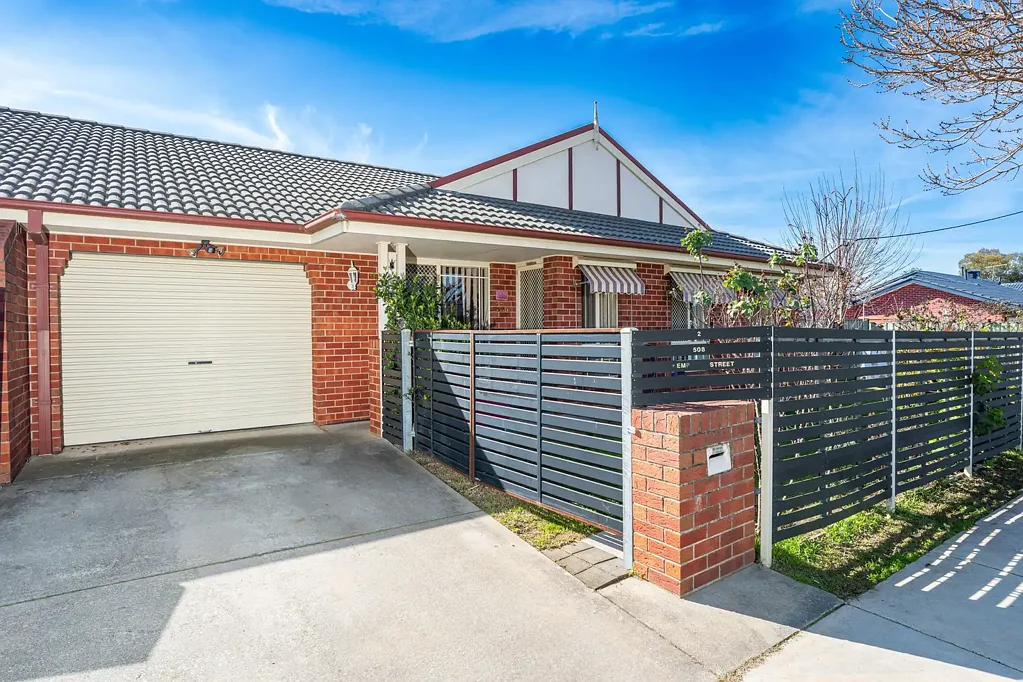 2/508 Kemp Street, Lavington, NSW 2641