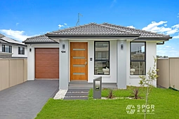 124 Beauchamp Drive, The Ponds