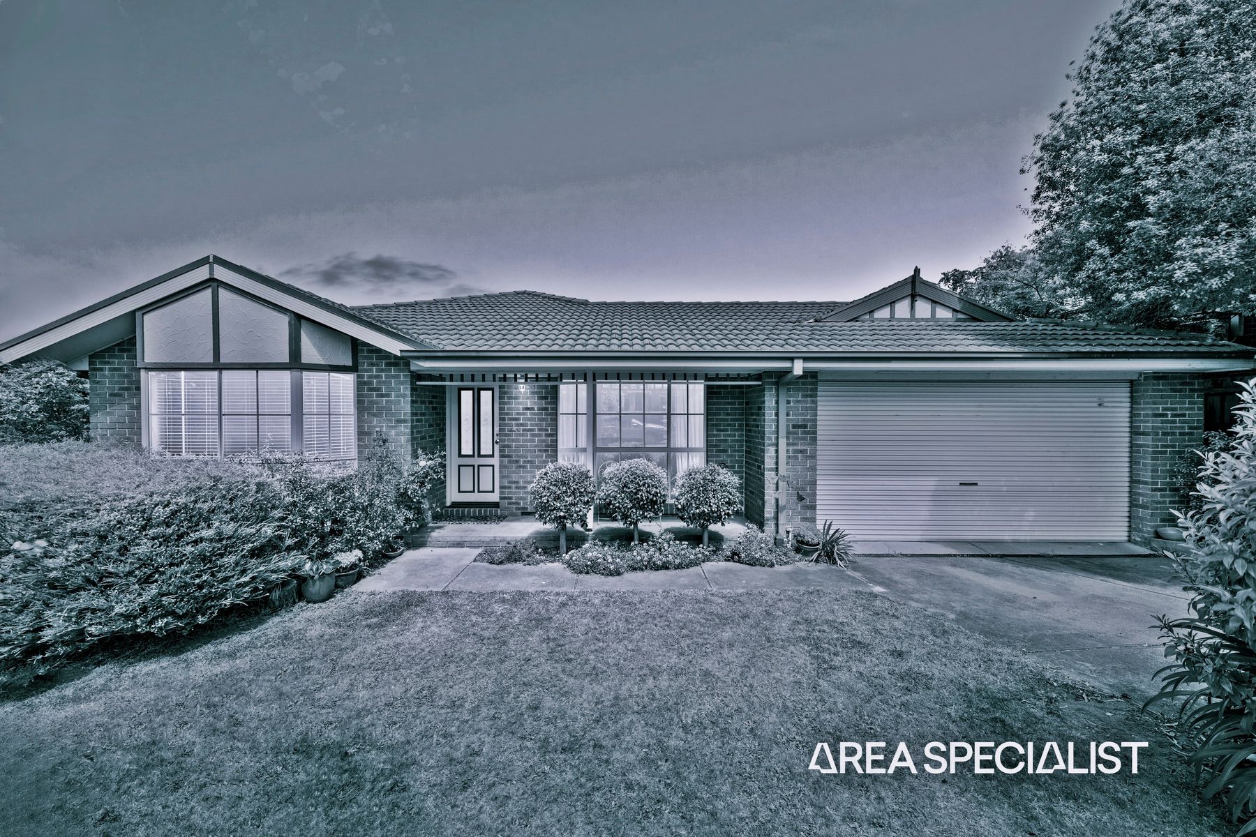 10 STRADBROKE CL, BERWICK VIC 3806, 0房, 0浴, House