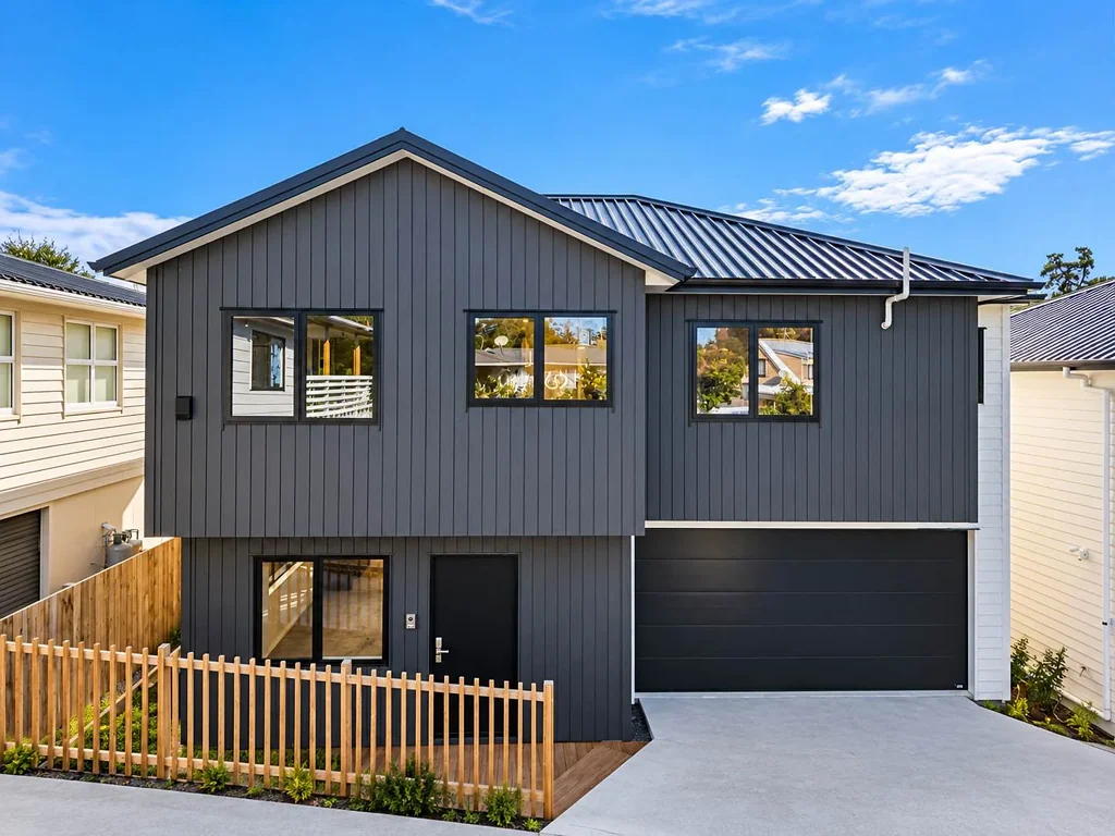 Pakuranga 4Kwarto Must Be Sold – Brand New with Double Garage!