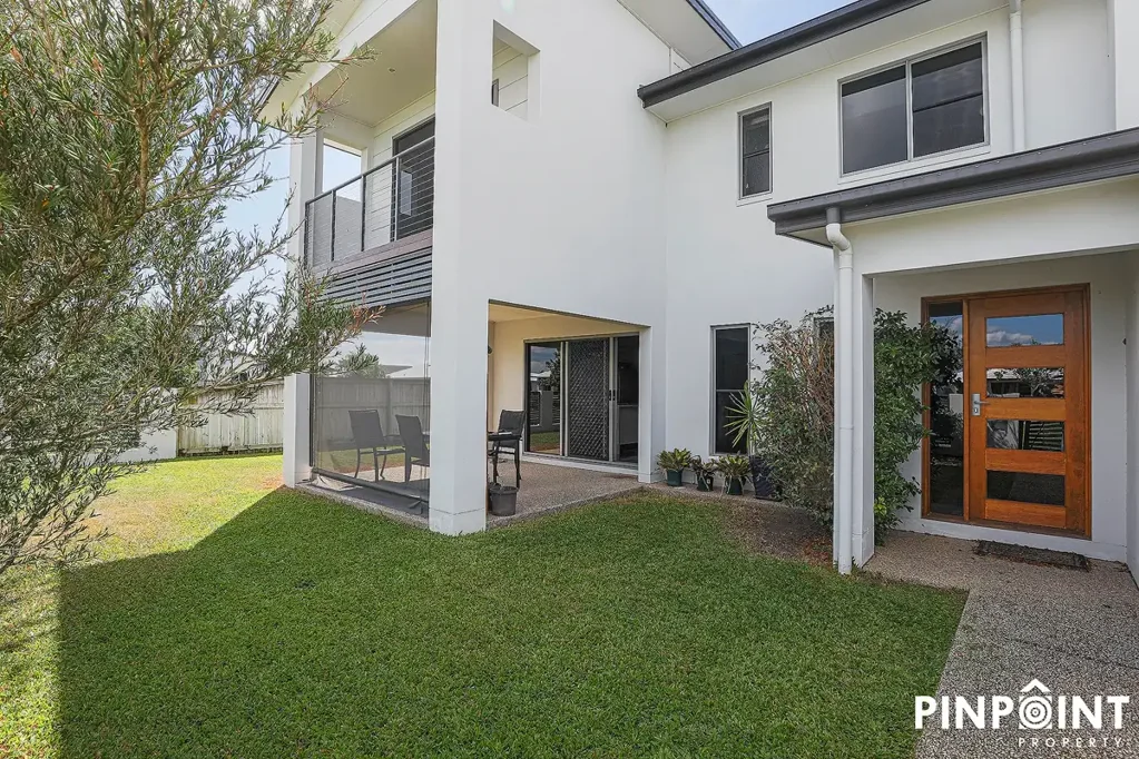 Modern, Low-Maintenance Living in Sought-After Ooralea