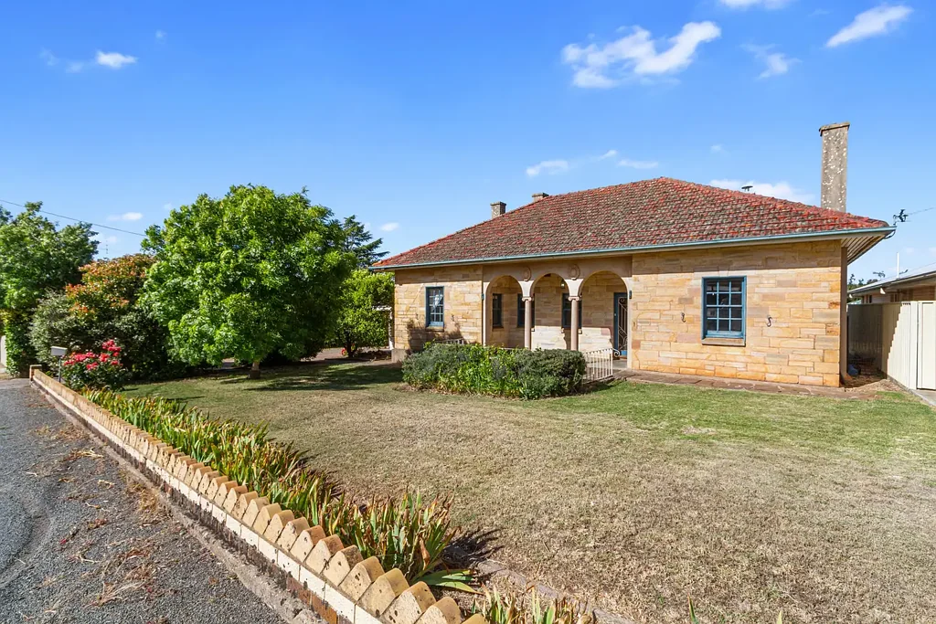 25 King Street, Clare, SA 5453