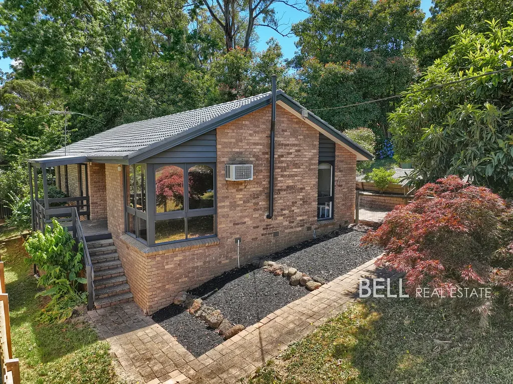 1b Devon Avenue, Cockatoo, VIC 3781