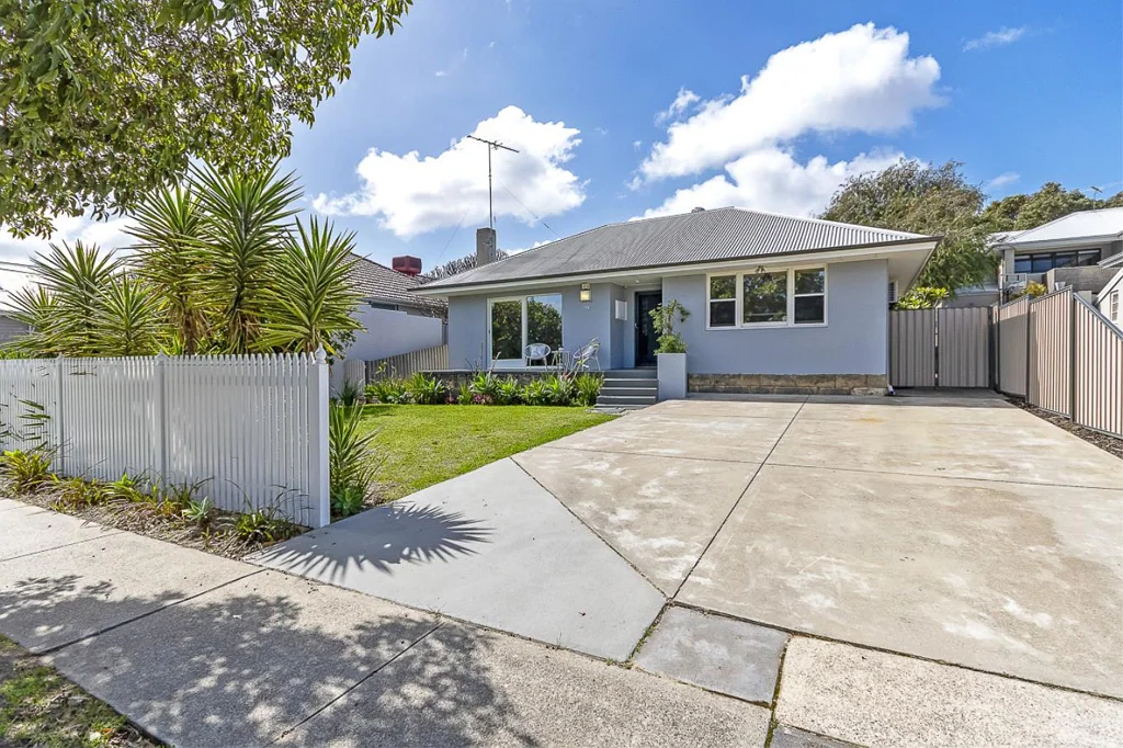 196 Abbett Street, Scarborough, WA 6019