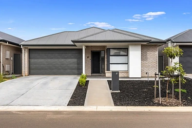 Angle Vale 4ਬੈੱਡਰੂਮ Modern Luxury, Impeccable Presentation & Exceptional Family Living
