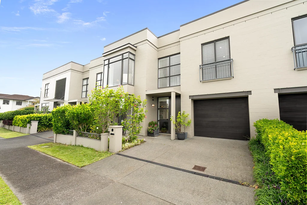 Stonefields 4房  Elevated Elegance with Park Views